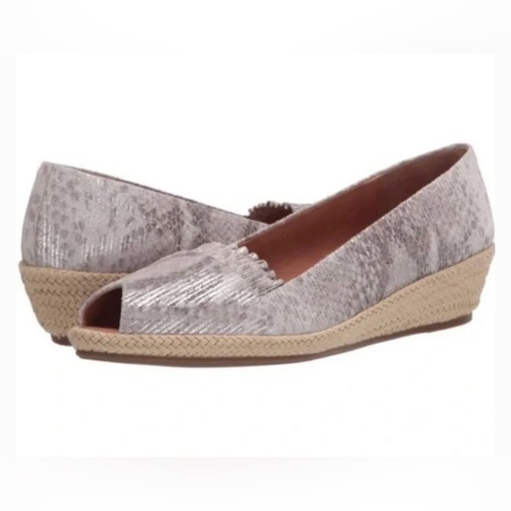 Gentle Souls Lissa Ruffle Suede Peep Toe Espadrille Loafers Shoes Sz 7.5